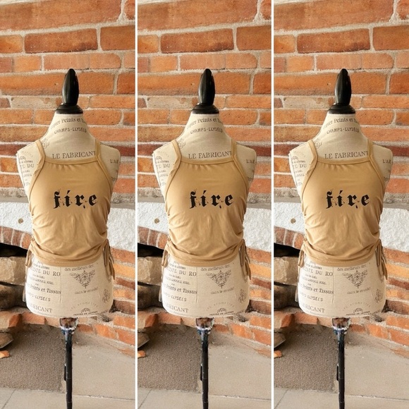 “Fire”🔥 Tank. Scrunch and tie sides. Super cute! Great for summer Boho Size XL - Picture 16 of 16